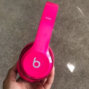 Beats by Dr.Dre solo headphones